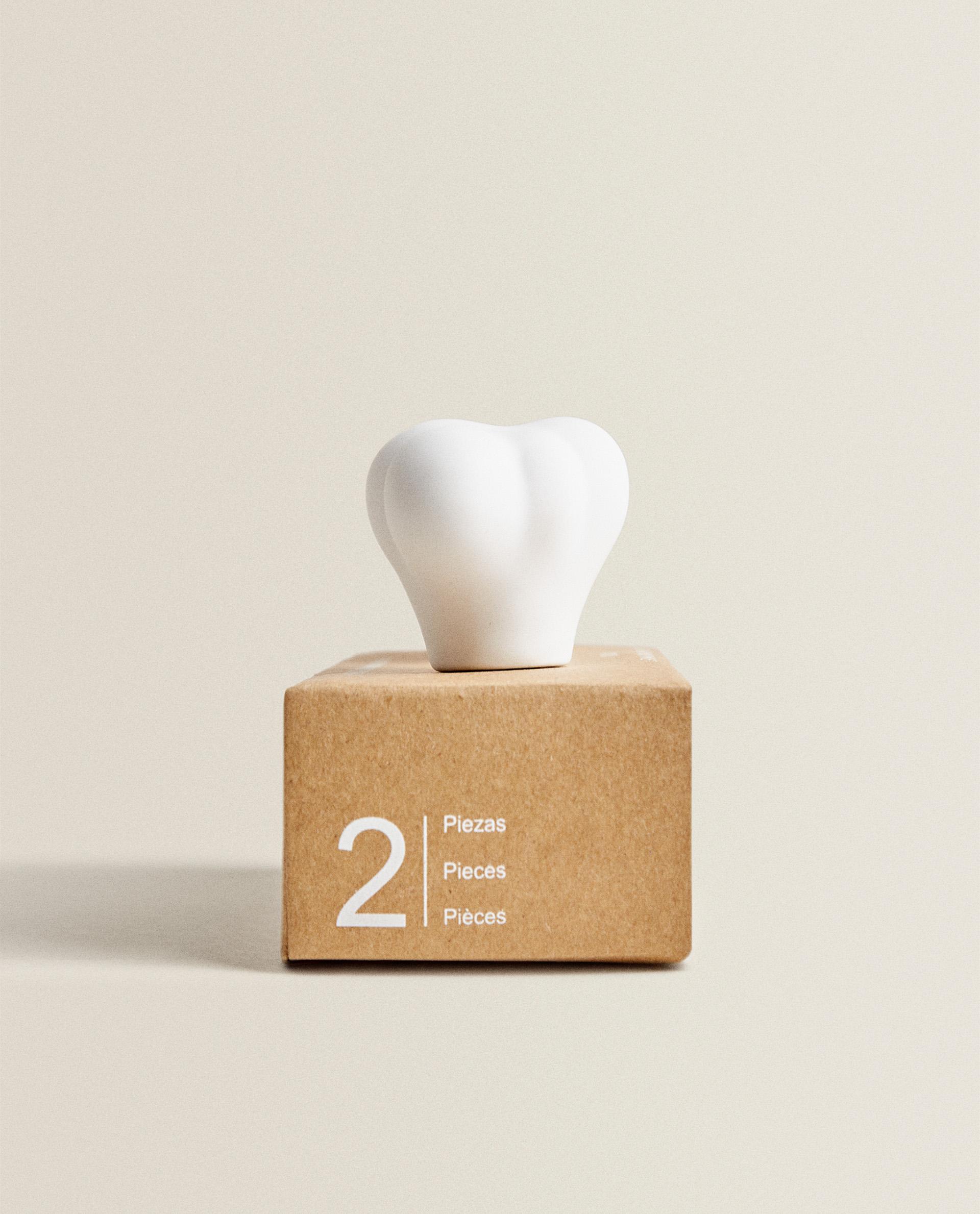 PACK OF KIDS' CLOUD DOOR KNOBS (PACK OF 2) product thumbnail 5