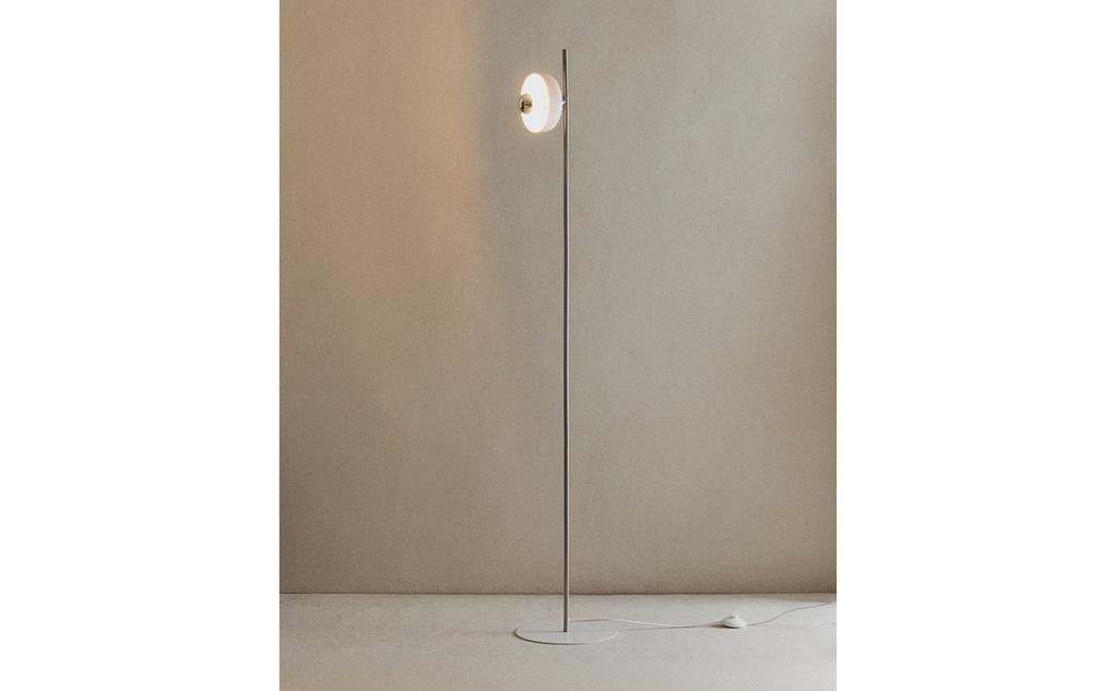 GRĪDAS LAMPA | METĀLA PROŽEKTORS