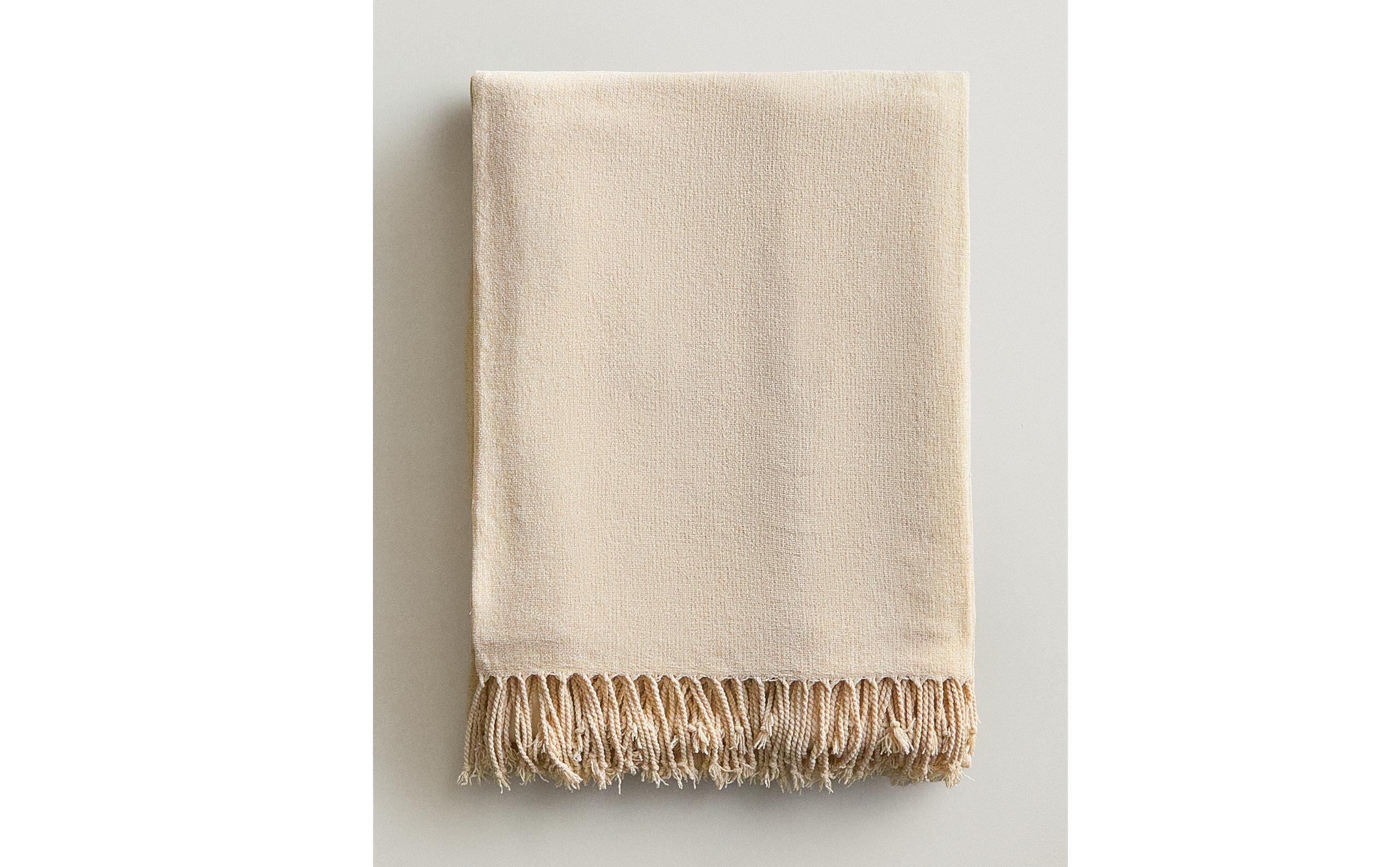 CHENILLE THROW product thumbnail 16
