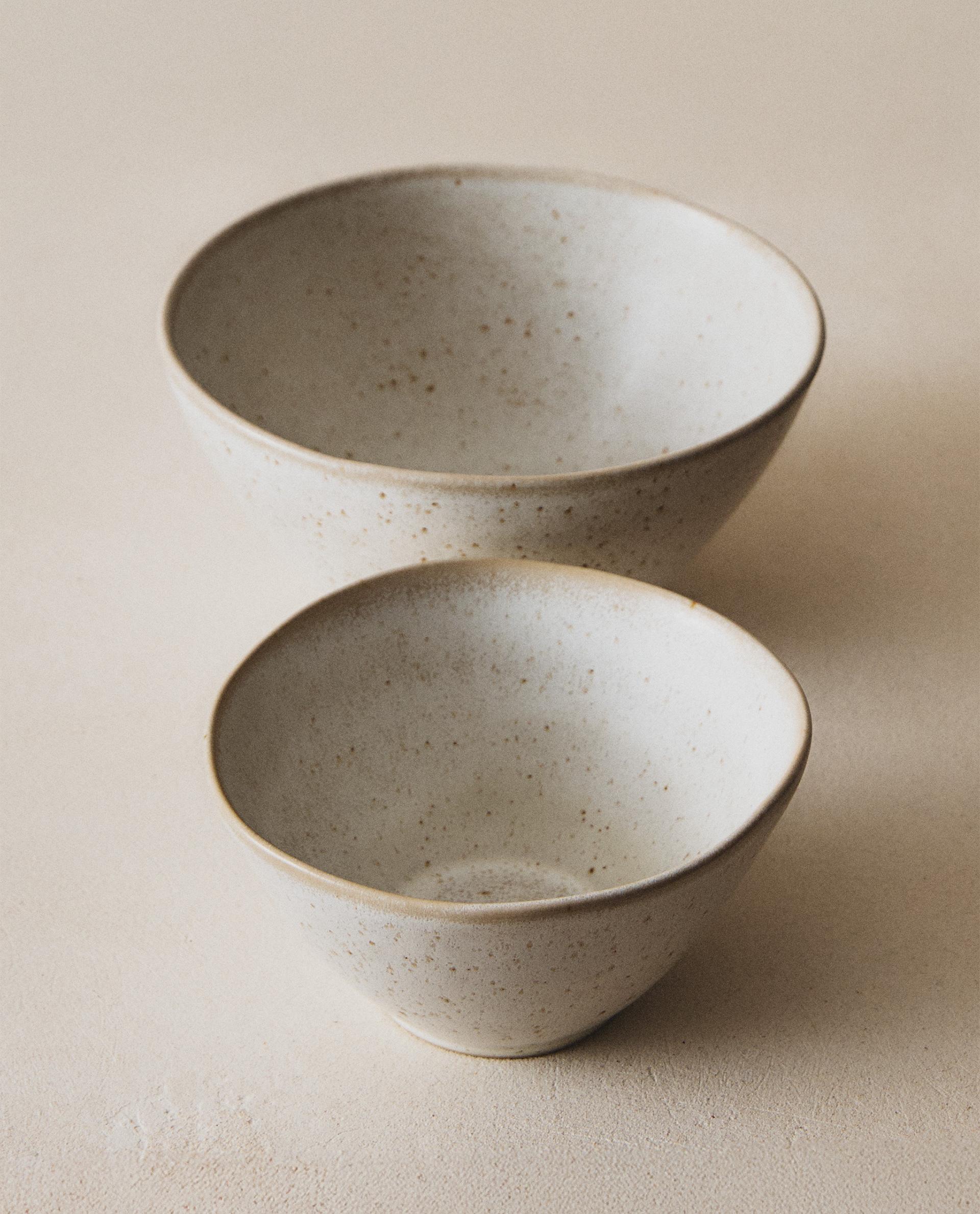 RÜHRSCHALE AUS STEINGUT RÜHRSCHALE AUS STEINGUT