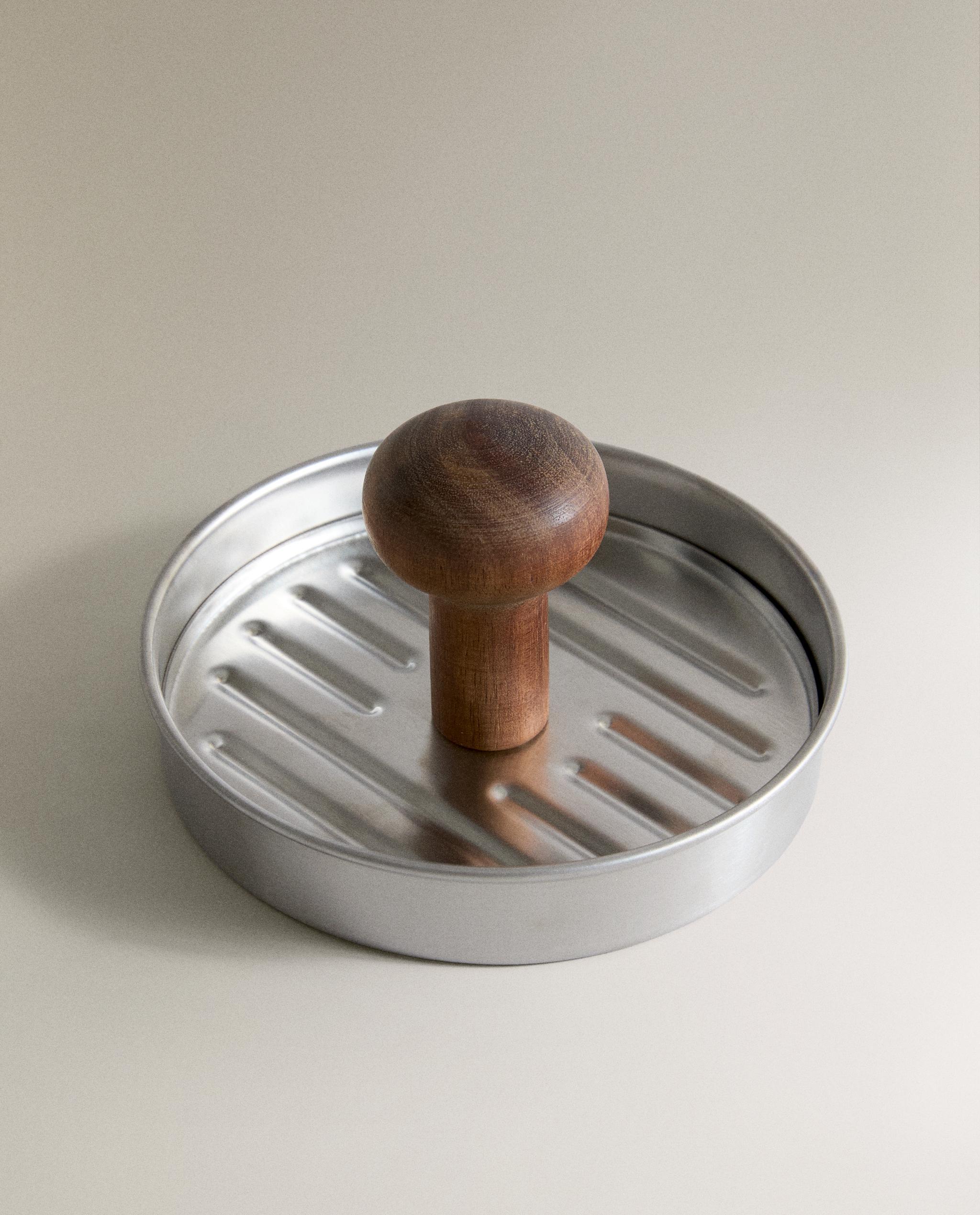 STEEL AND WOOD HAMBURGER MOULD product thumbnail 6