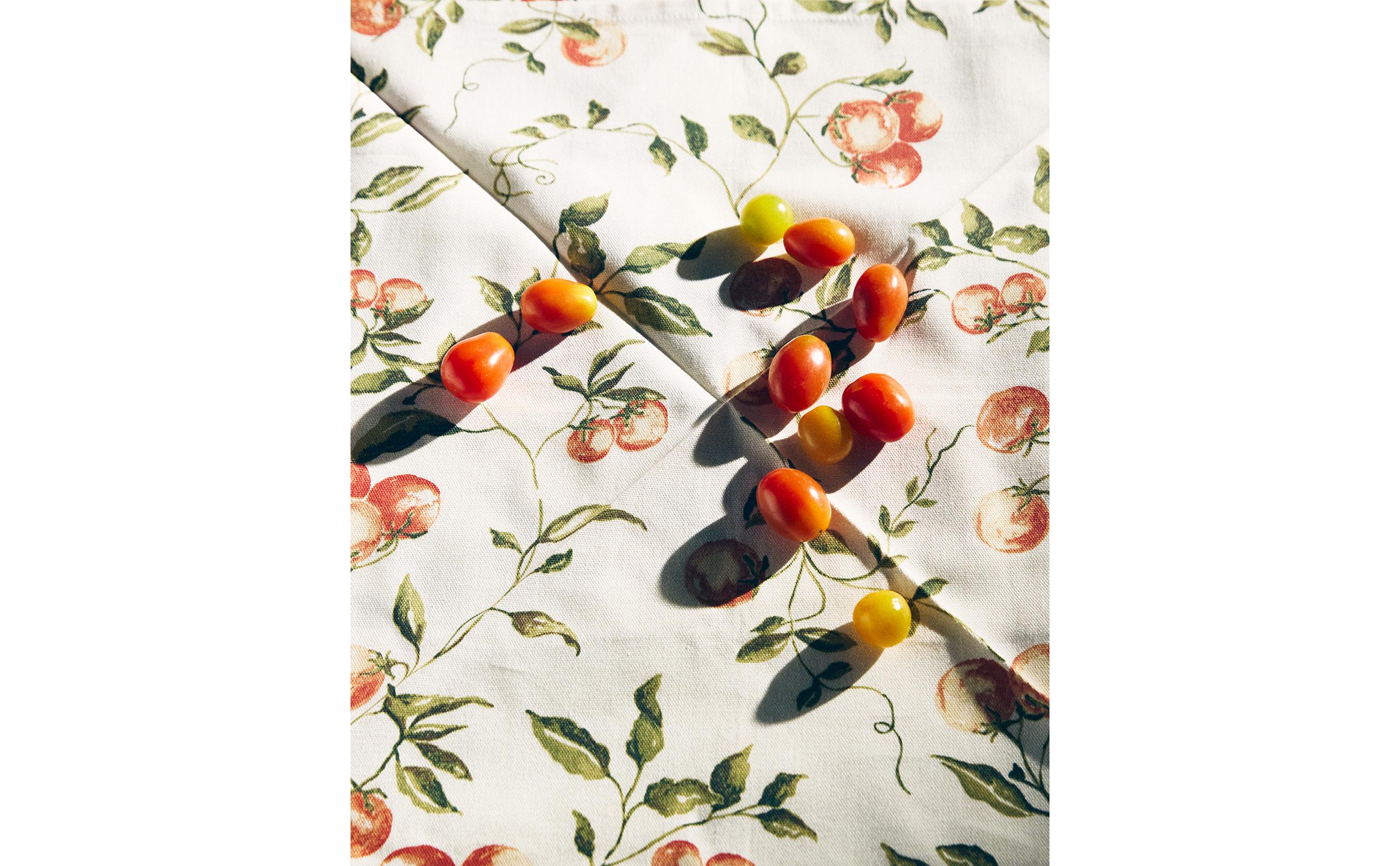 TOMATO-PRINT TABLECLOTH product thumbnail 10