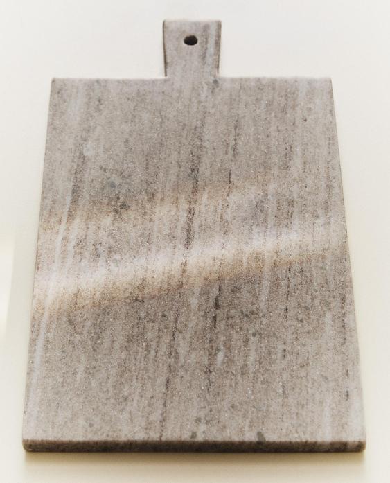 MARBLE CHOPPING BOARD WITH HANDLE