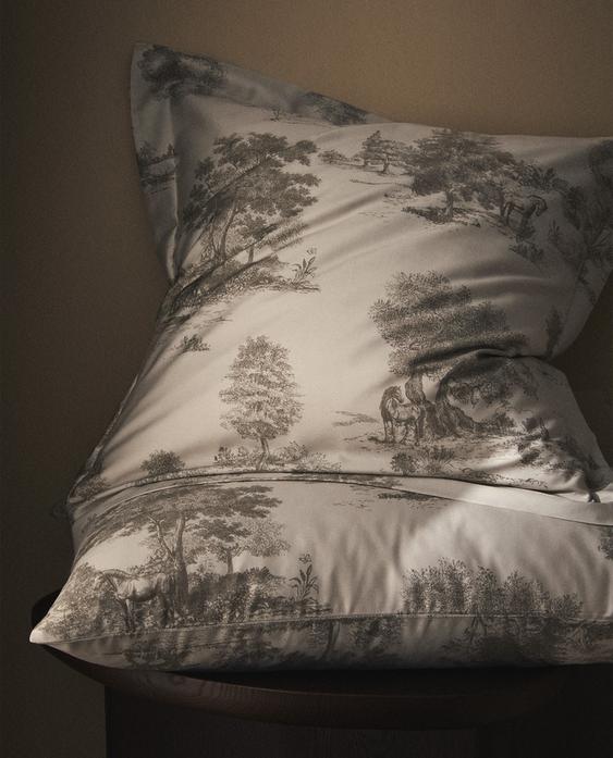 SATEEN PILLOWCASE WITH PRINT (300 THREAD COUNT)