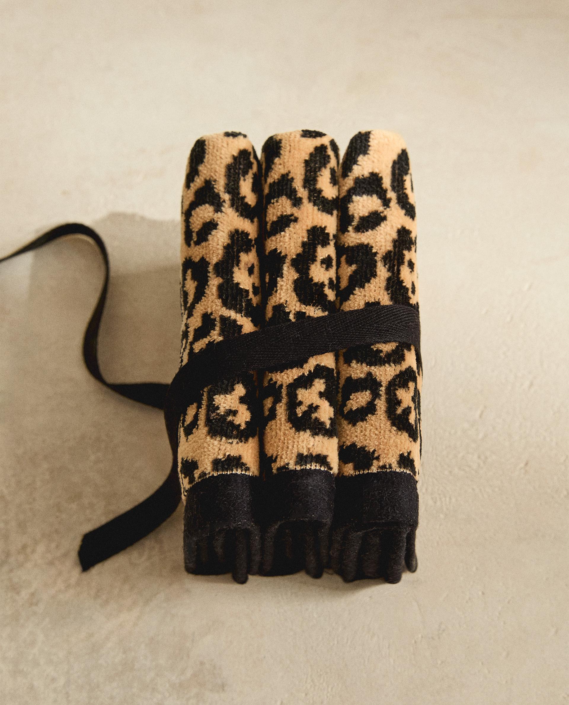 美品　ザラホーム　ZARAHOME 豹柄　ヒョウ柄　レオパード　4枚セット タオル ベロア アニマル | Zara Home 日本/Japan