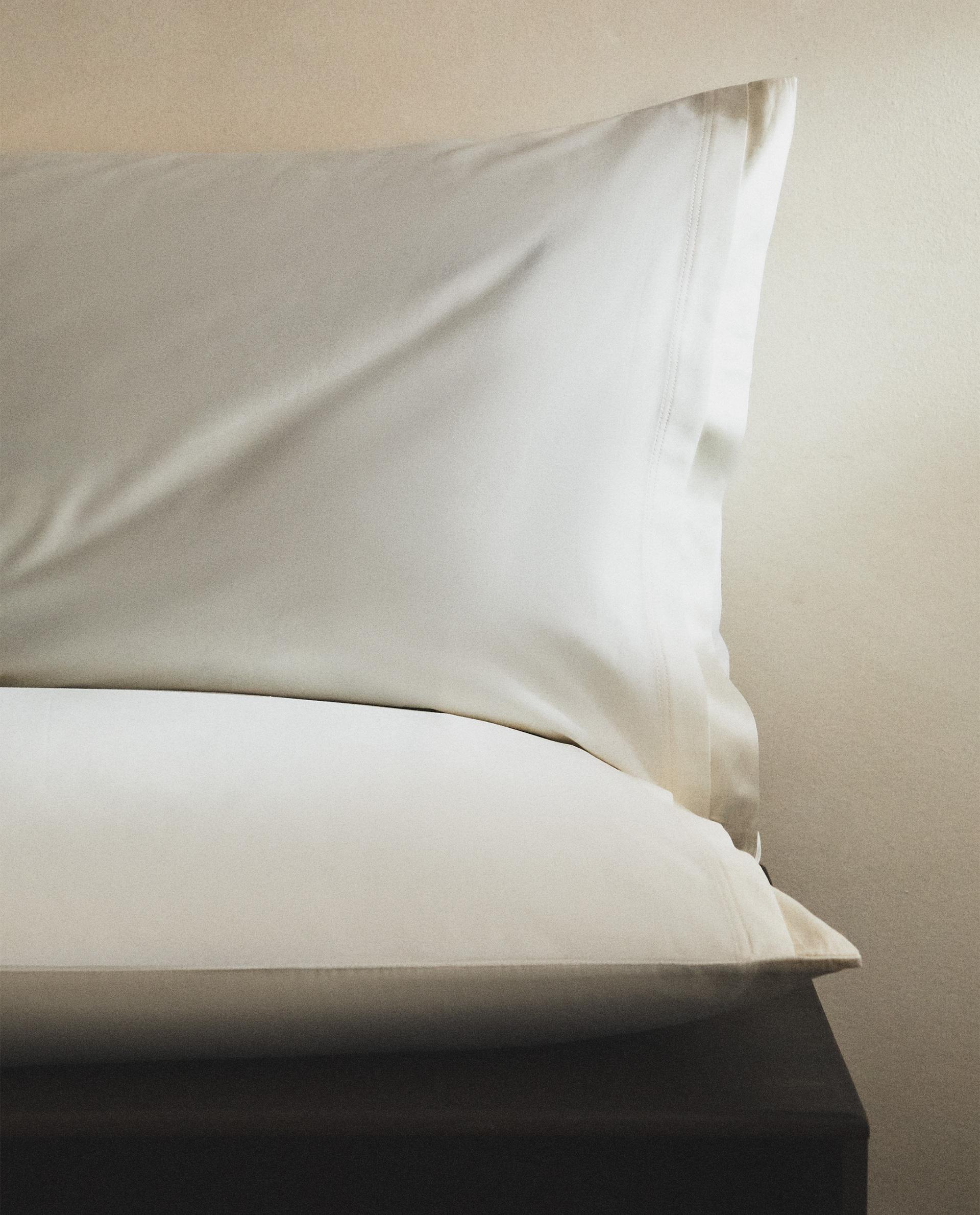SATEEN PILLOWCASE WITH SILK BORDER (300 THREAD COUNT) product thumbnail 17