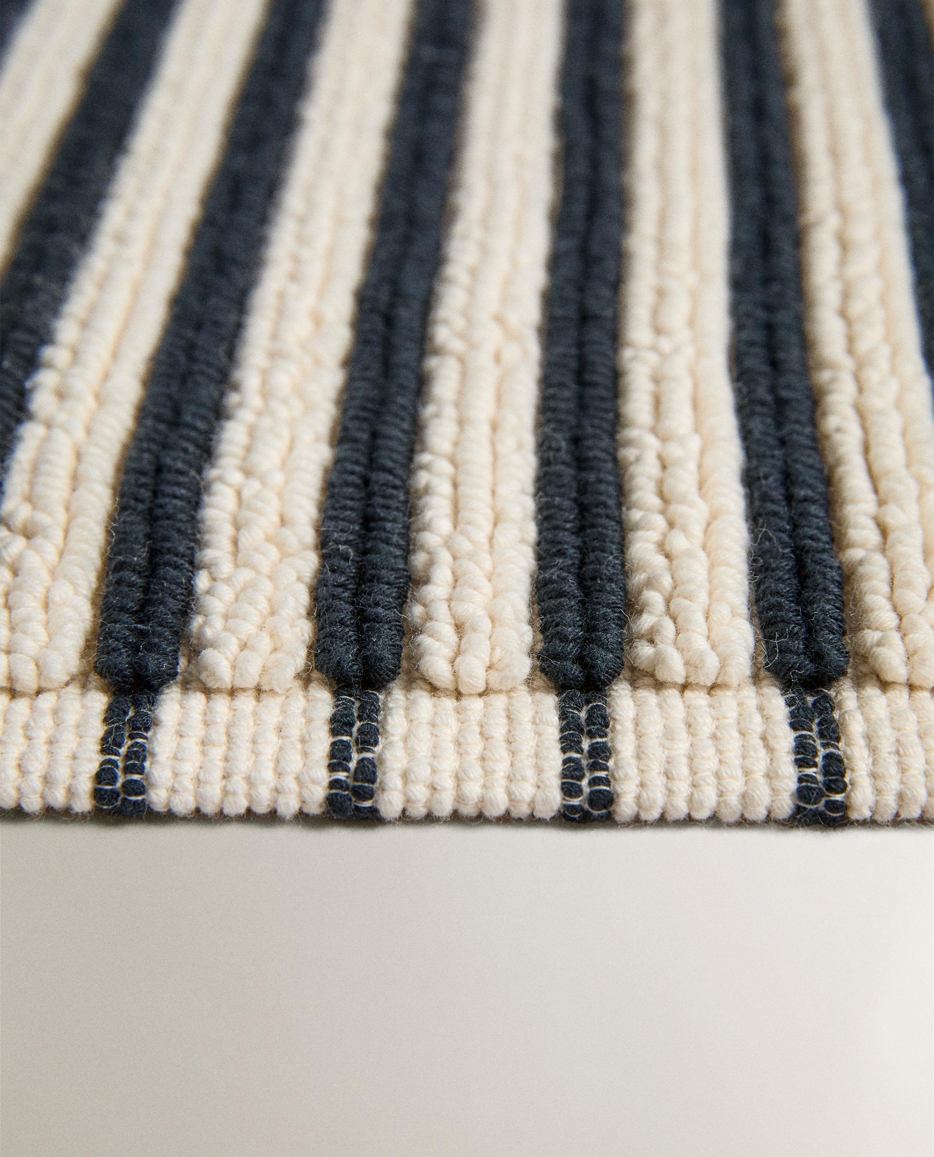 COLOURED STRIPE BATH MAT product thumbnail 3