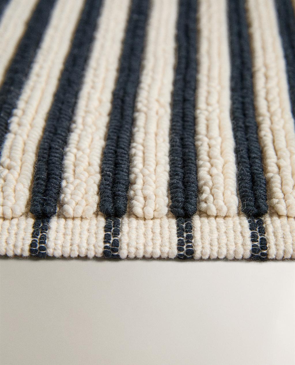 COLOURED STRIPE BATH MAT