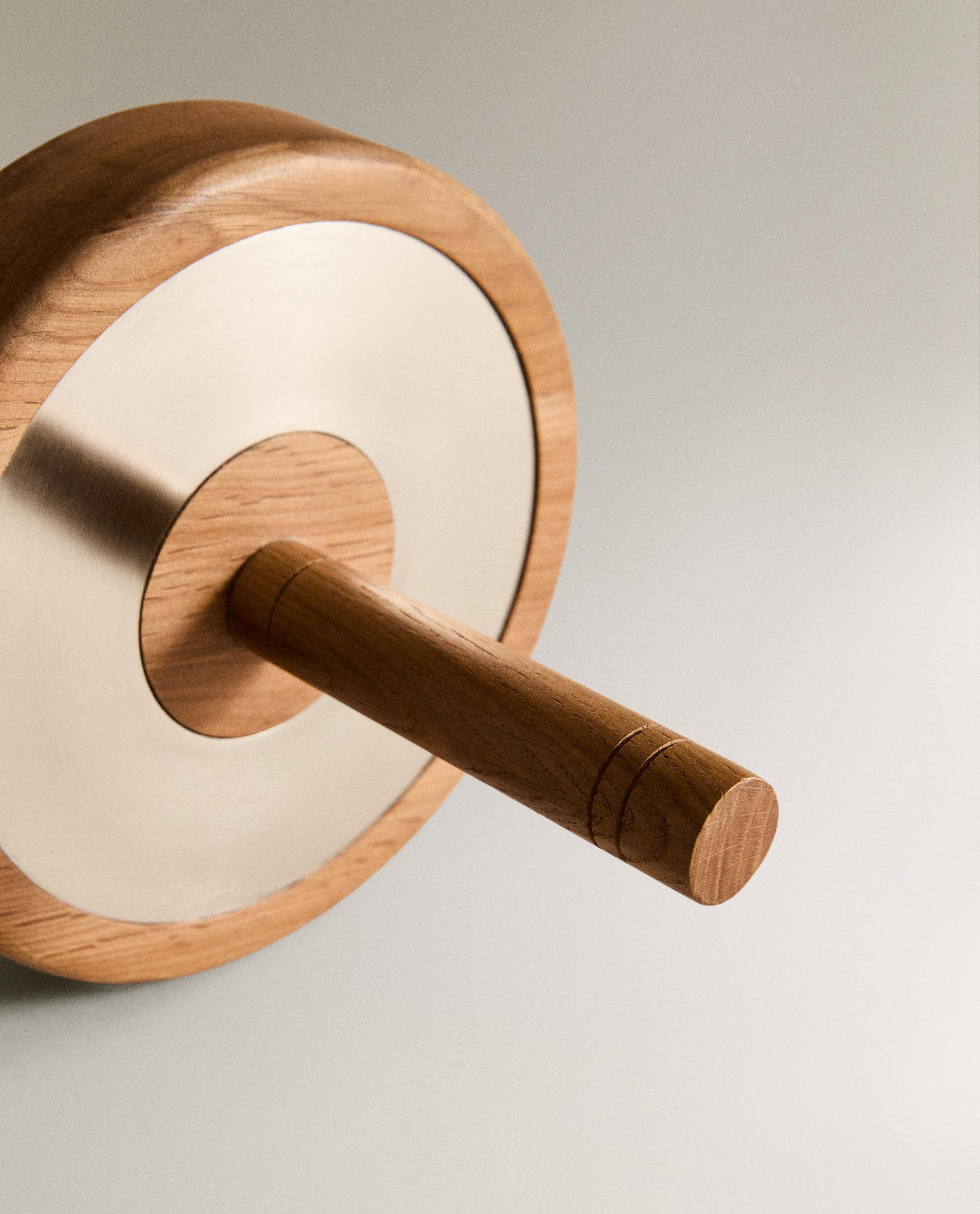 WOODEN TRAINING WHEEL AND BASE product thumbnail 4
