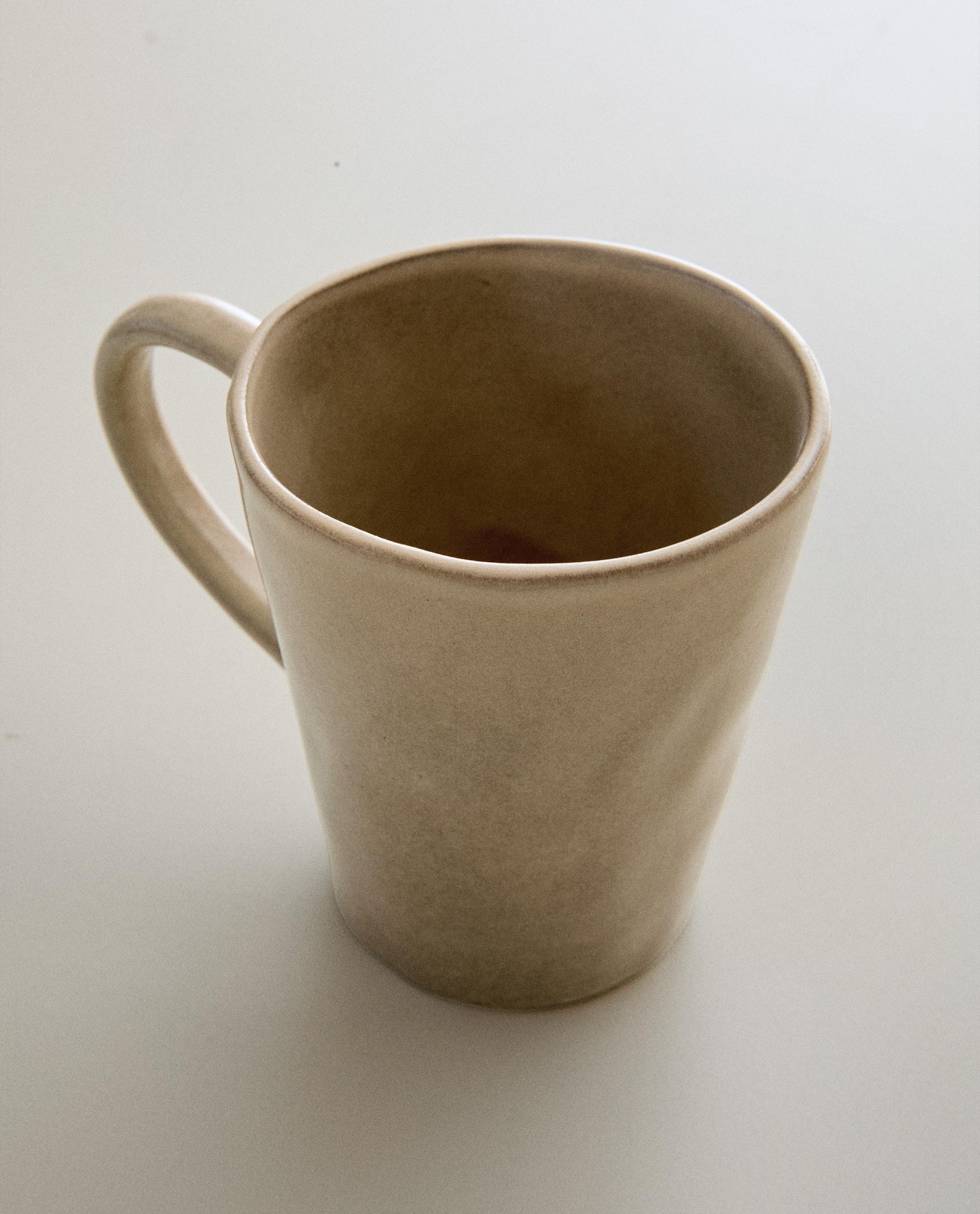 IRREGULAR STONEWARE MUG product thumbnail 7