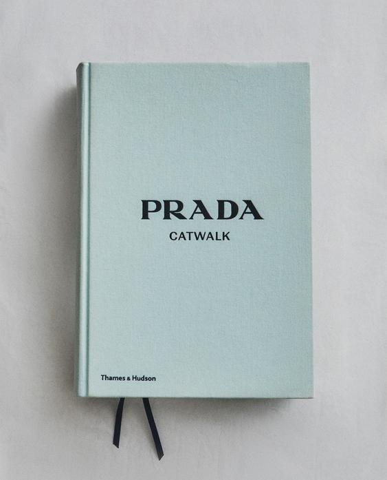 PRADA CATWALK BOOK (ENGLISH) PRADA CATWALK BOOK (ENGLISH)