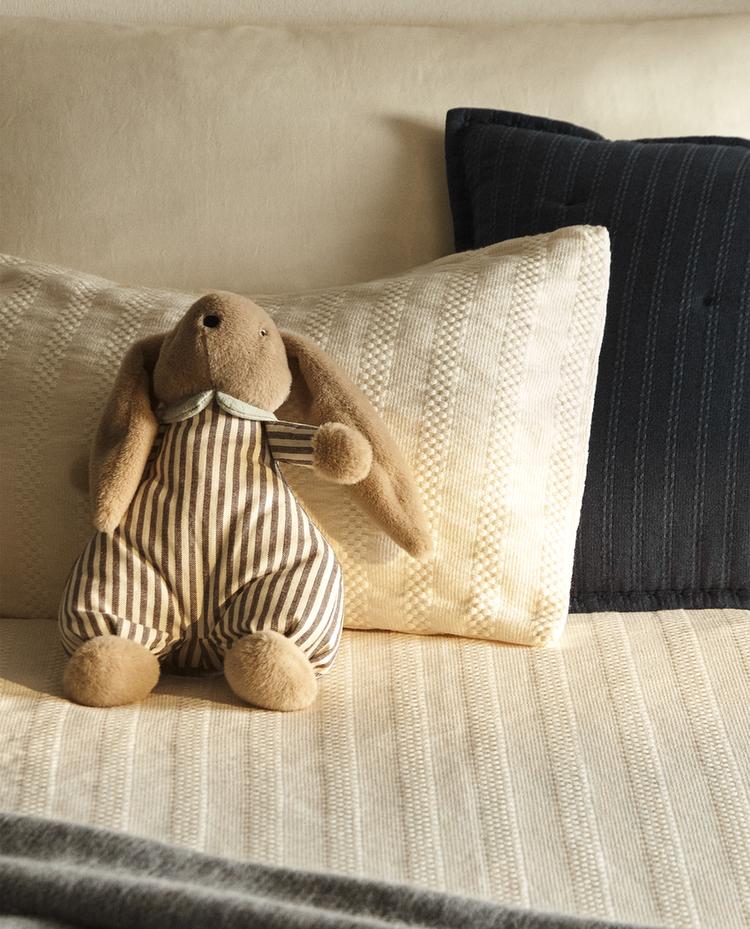 KIDS’ STRIPED TEXTURED BEDSPREAD
