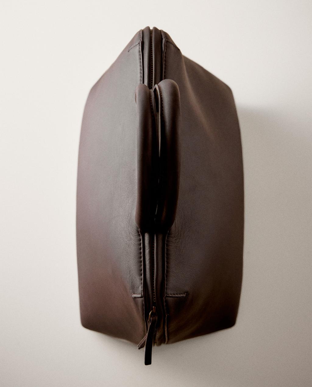 МАЛКА КОЖЕНА ЧАНТА