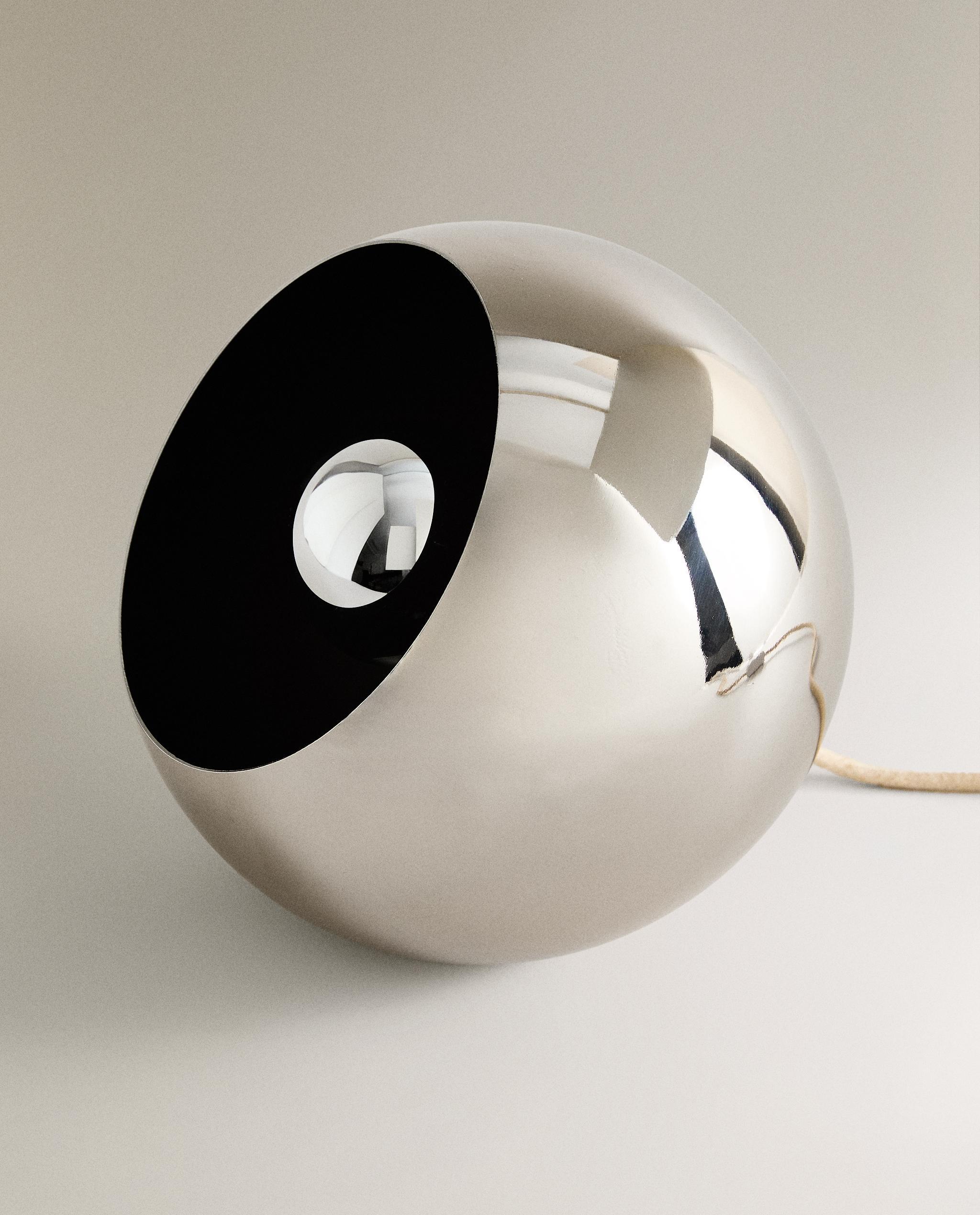 SEMI SPHERE TABLE LAMP