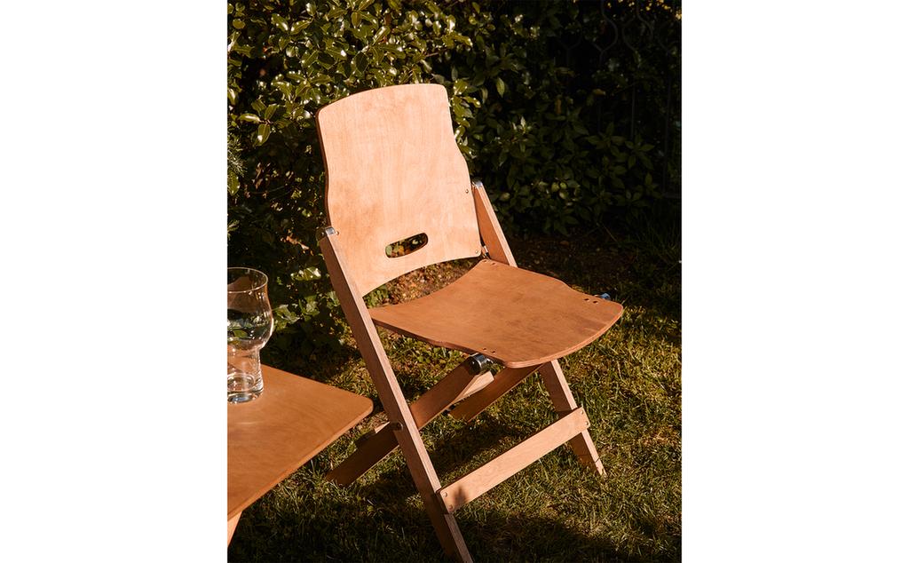 BAREBONES FOLDING OUTDOOR CAMPING CHAIR