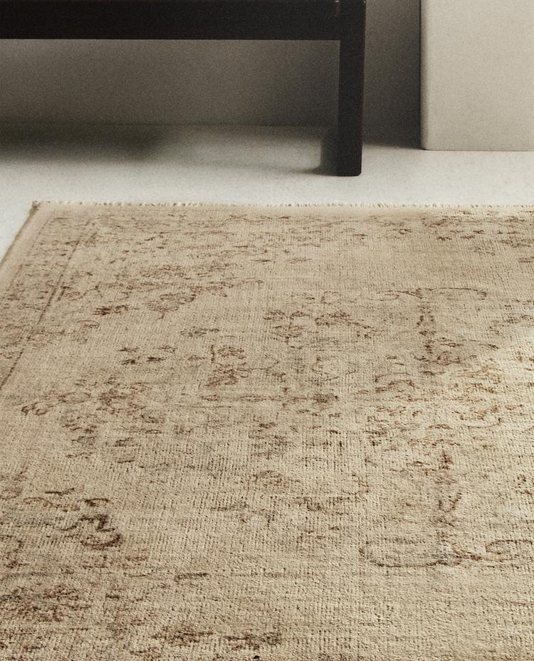 FLORAL PRINT WOOL RUG FLORAL PRINT WOOL RUG