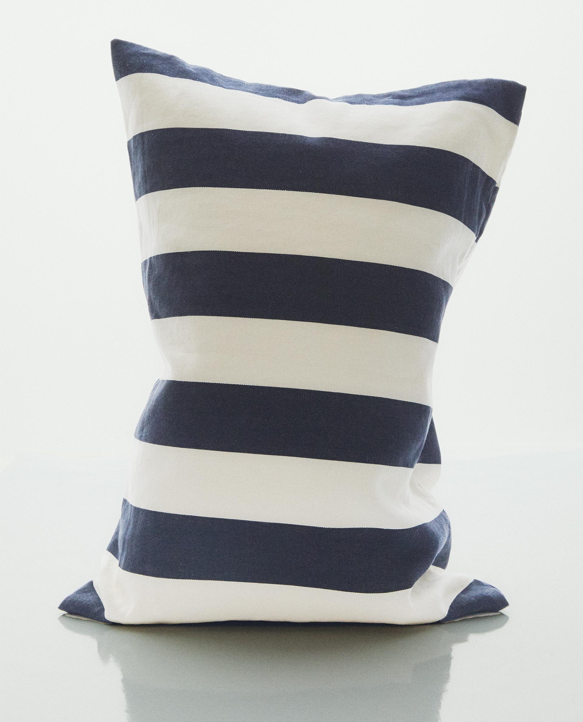 WIDE STRIPE CUSHION COVER product thumbnail 10