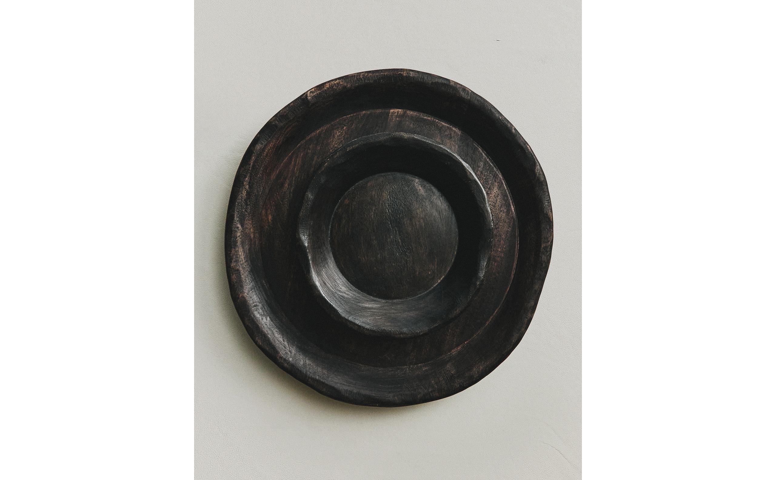 IRREGULAR ROUND TRAY