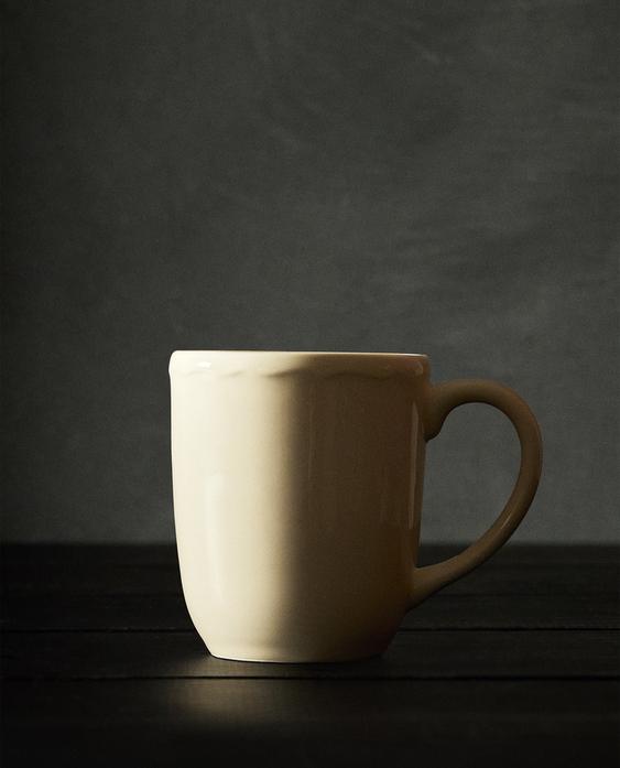 MUG ANDREA ORNAMENTO BORDE LOZA