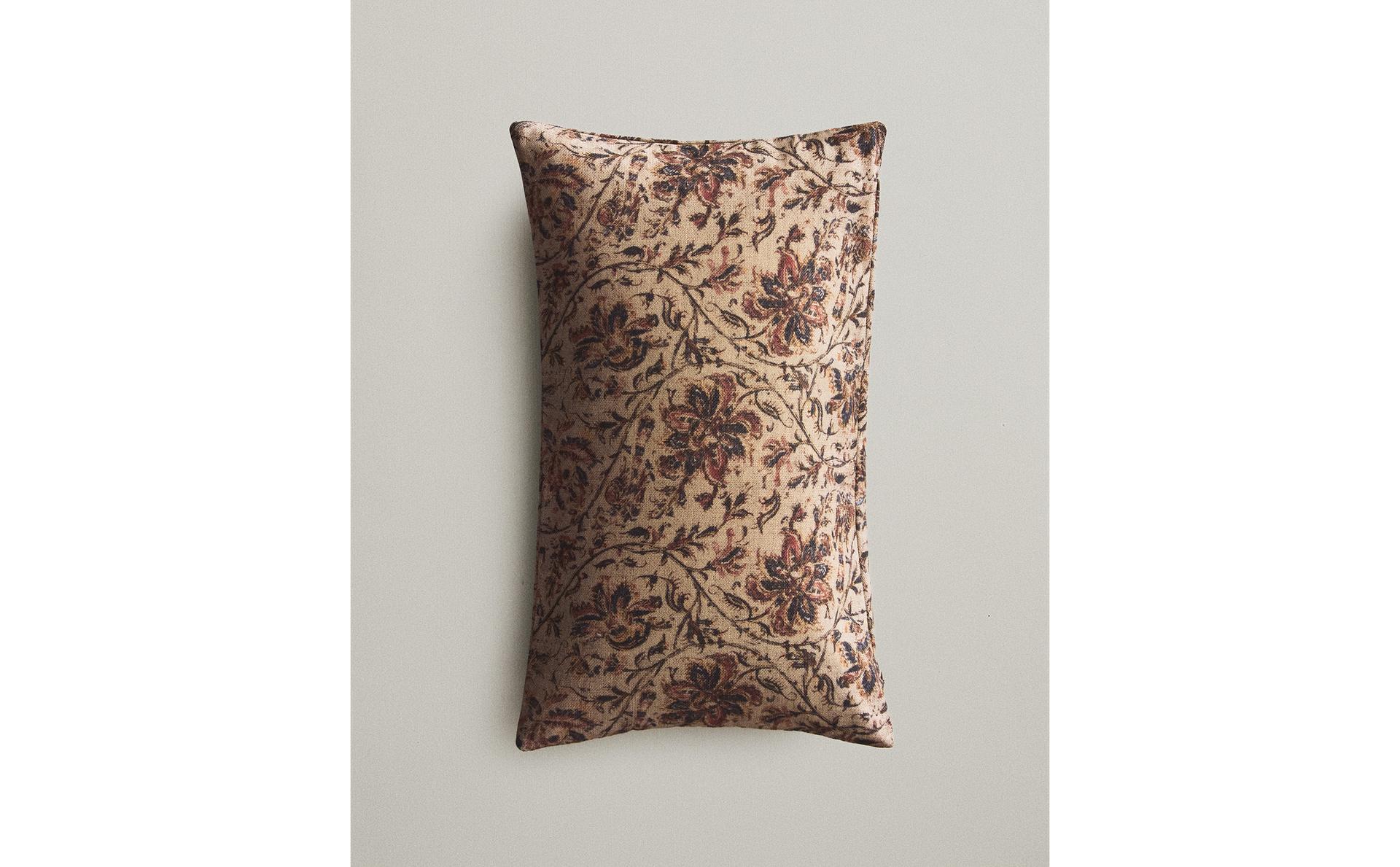 FLORAL PRINT CUSHION COVER FLORAL PRINT CUSHION COVER