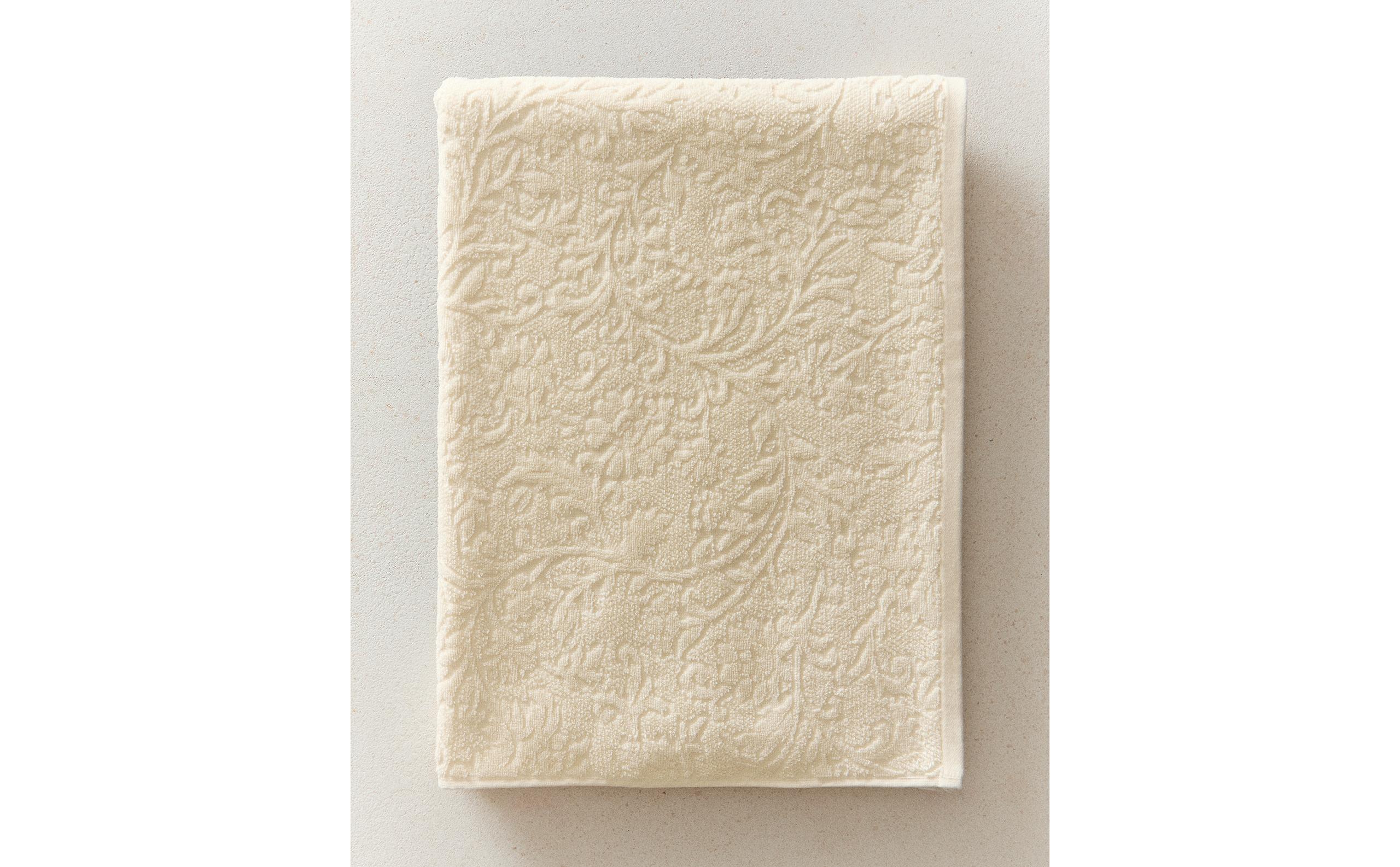 FLORAL JACQUARD BATH TOWEL product thumbnail 18