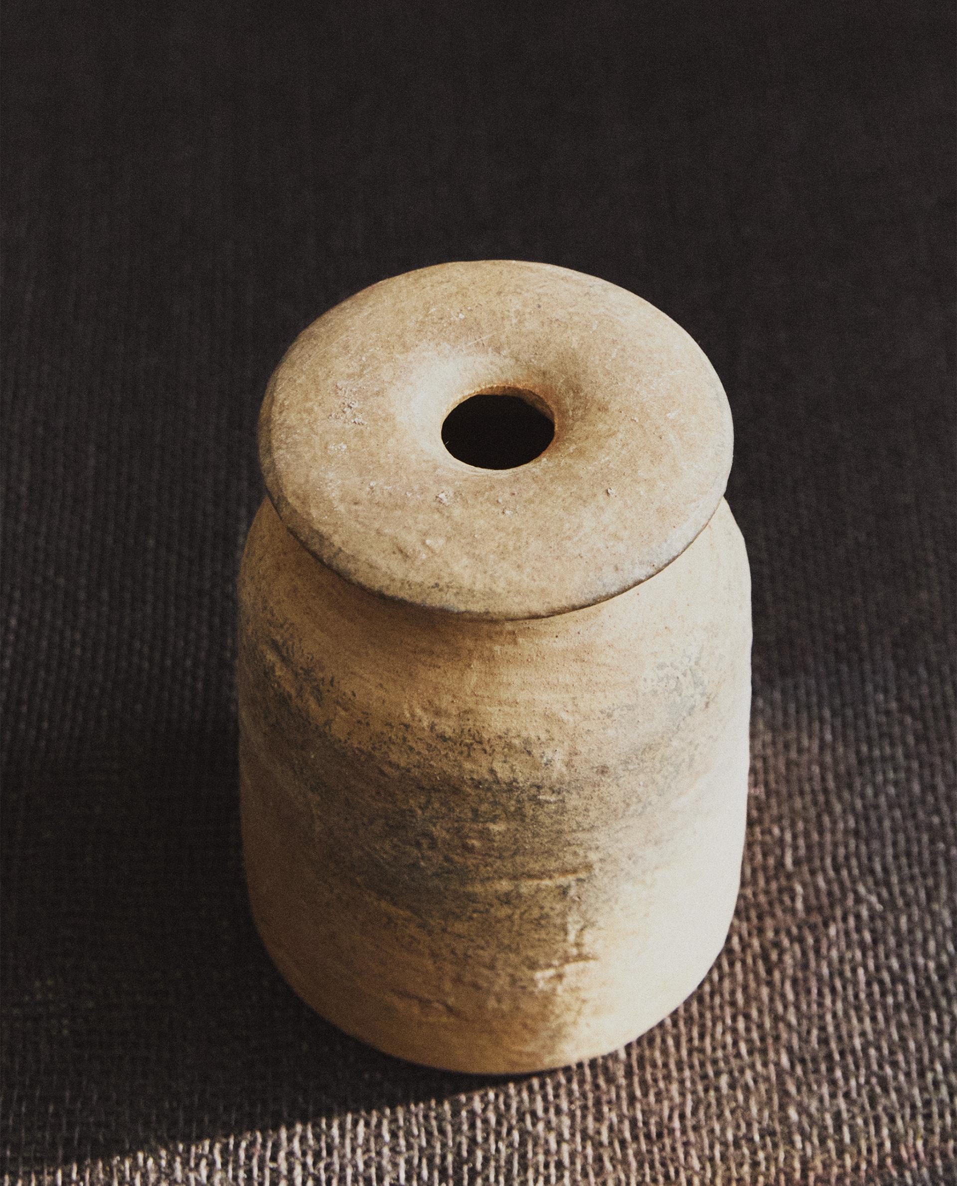 DECORATIVE VANILLA CERAMIC REED DIFFUSER COVER