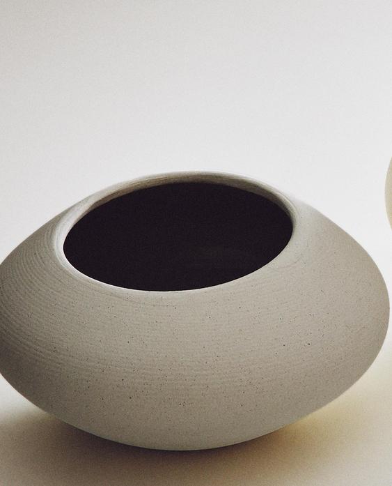 VASE CÉRAMIQUE OVALE VASE CÉRAMIQUE OVALE