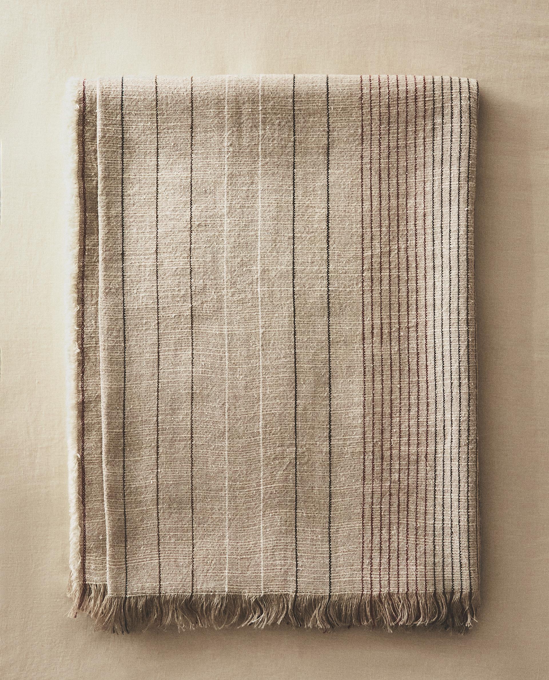 STRIPED HEMP BLANKET