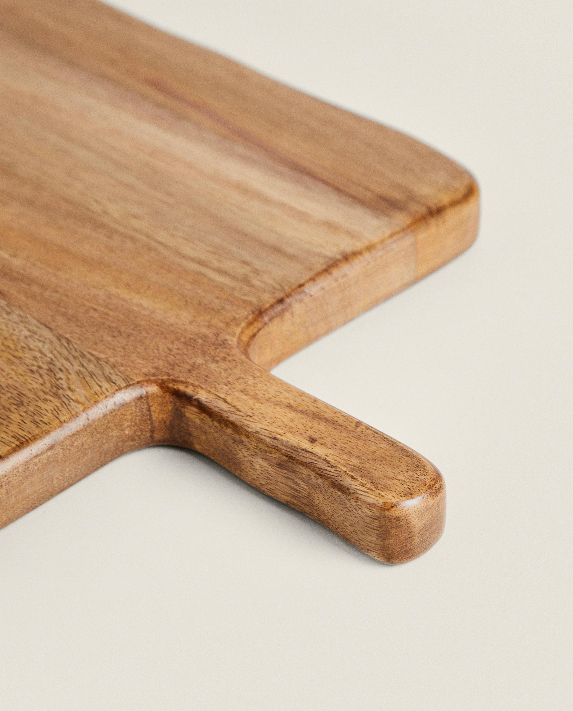 IRREGULAR WOODEN CHOPPING BOARD product thumbnail 3