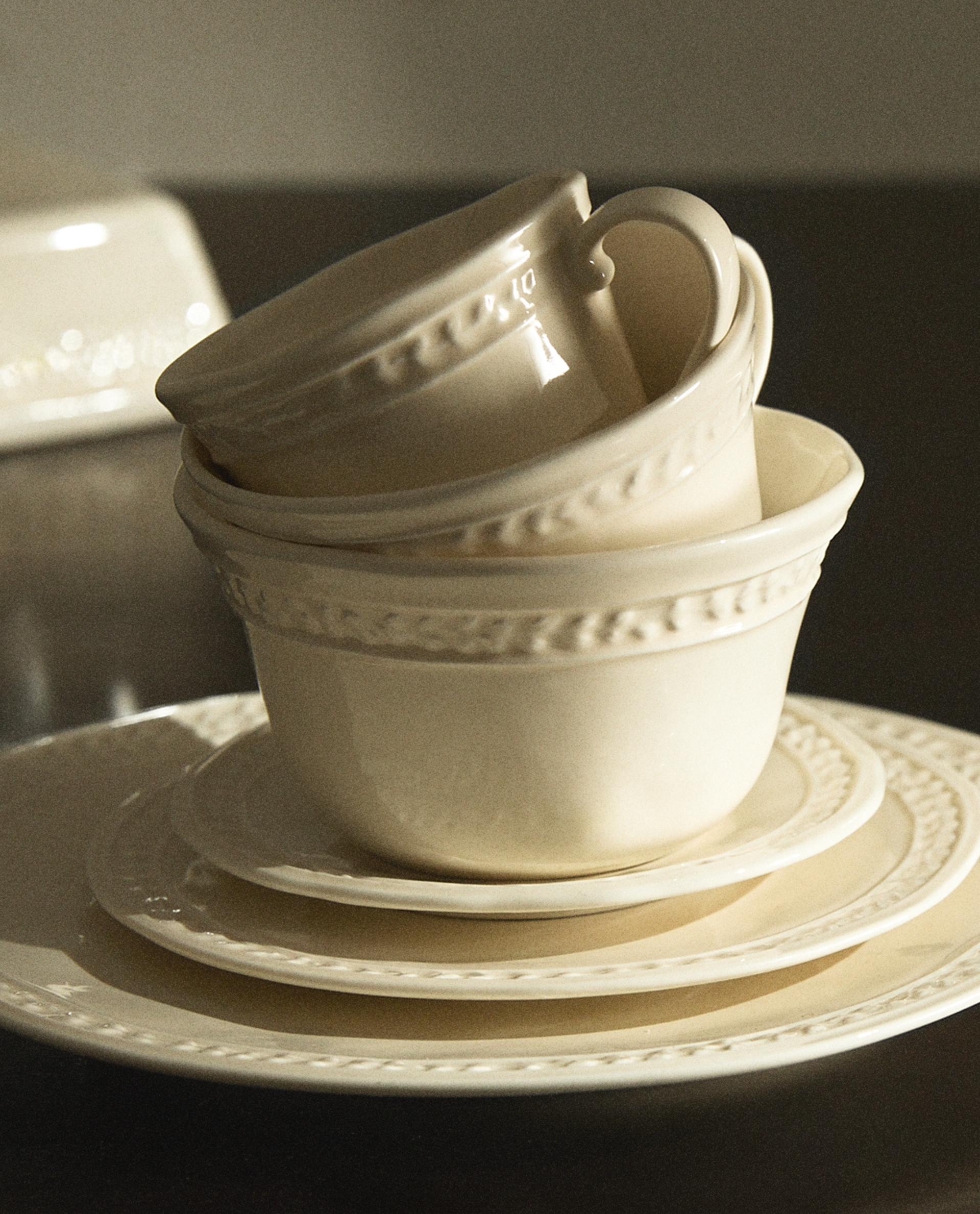 EMBOSSED STONEWARE TABLEWARE - Tableware set | Zara Home
