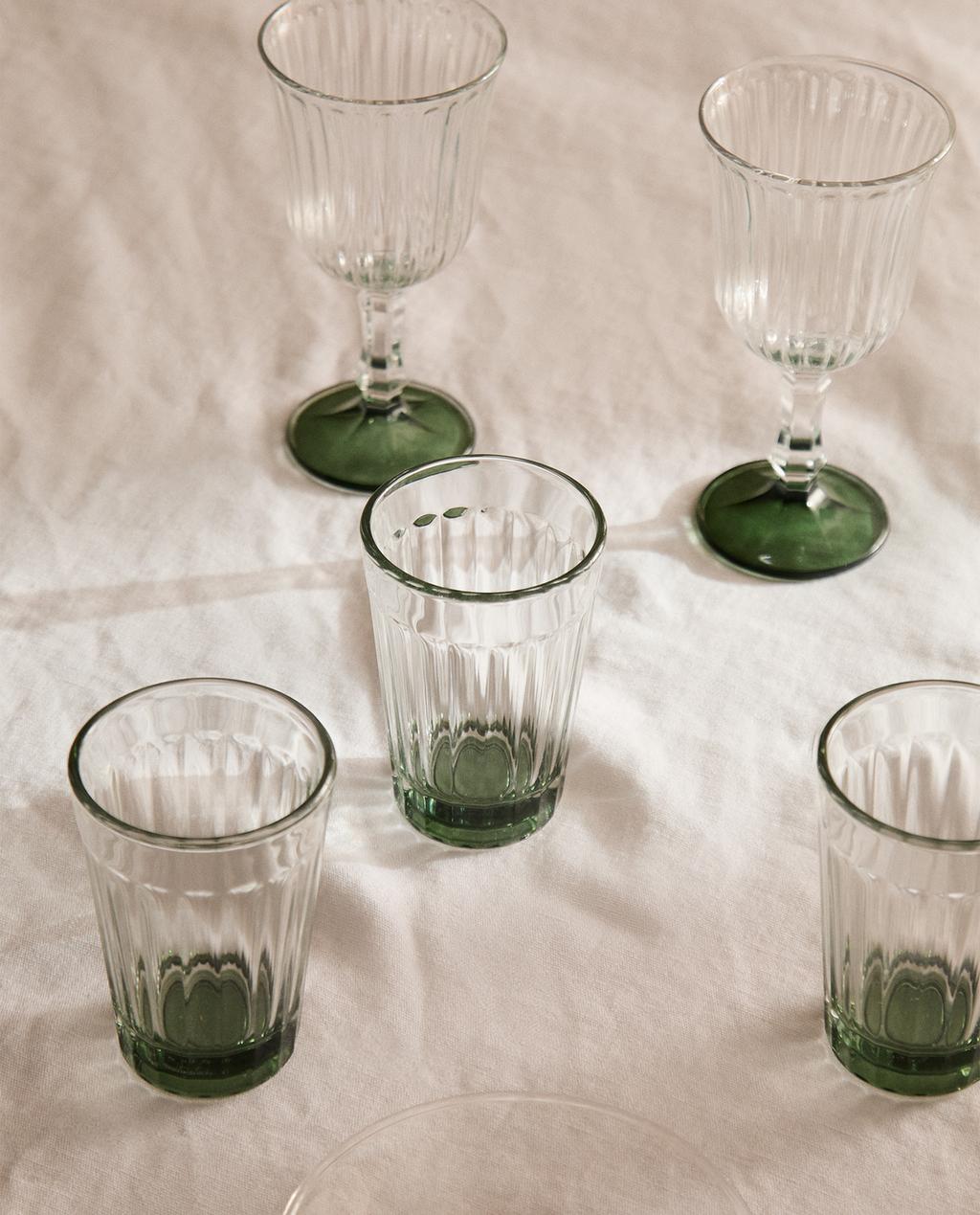 FACETED GLASS GLASSWARE SET