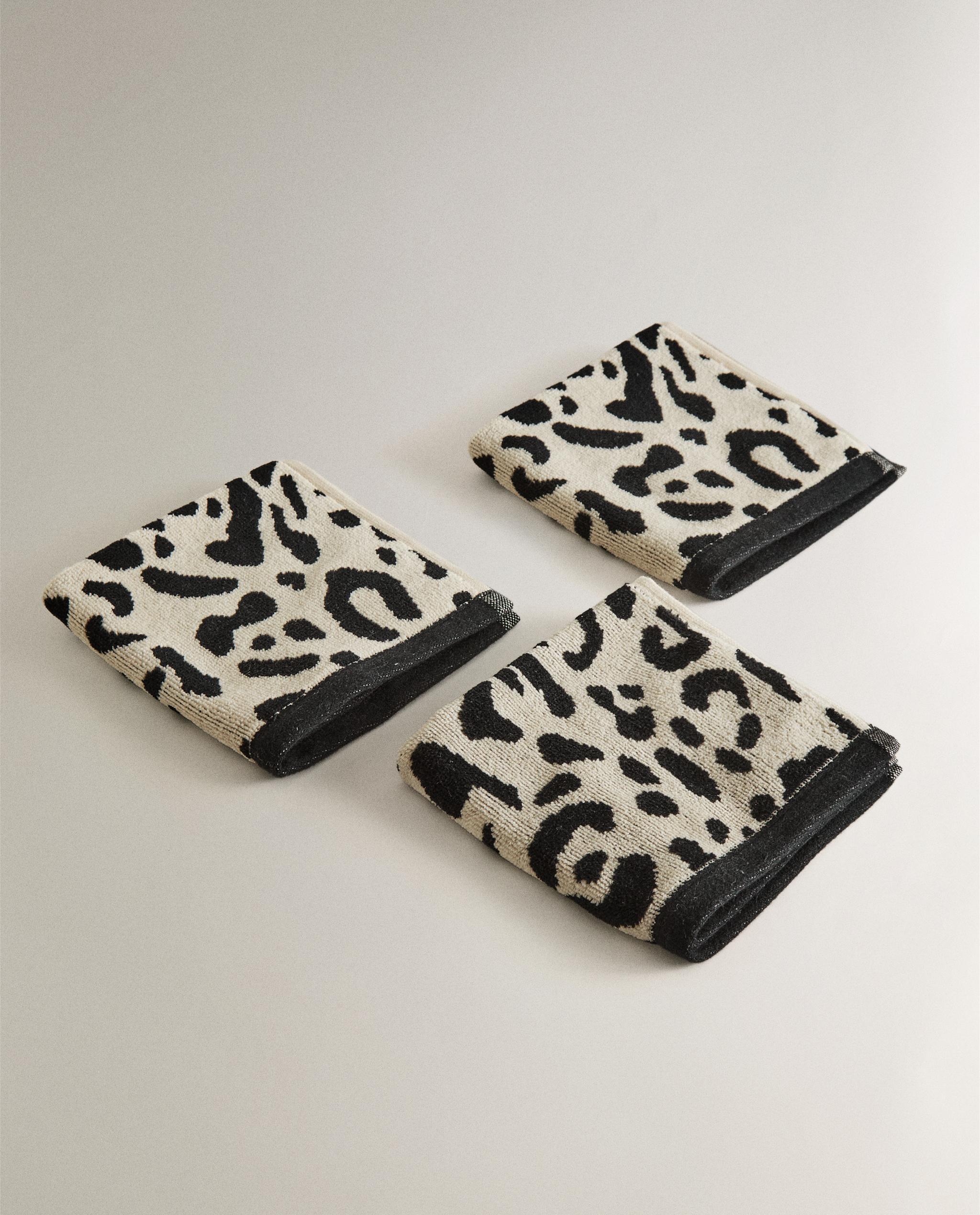 PACK OF ANIMAL PRINT VELOUR HAND TOWELS (PACK OF 3) product thumbnail 2
