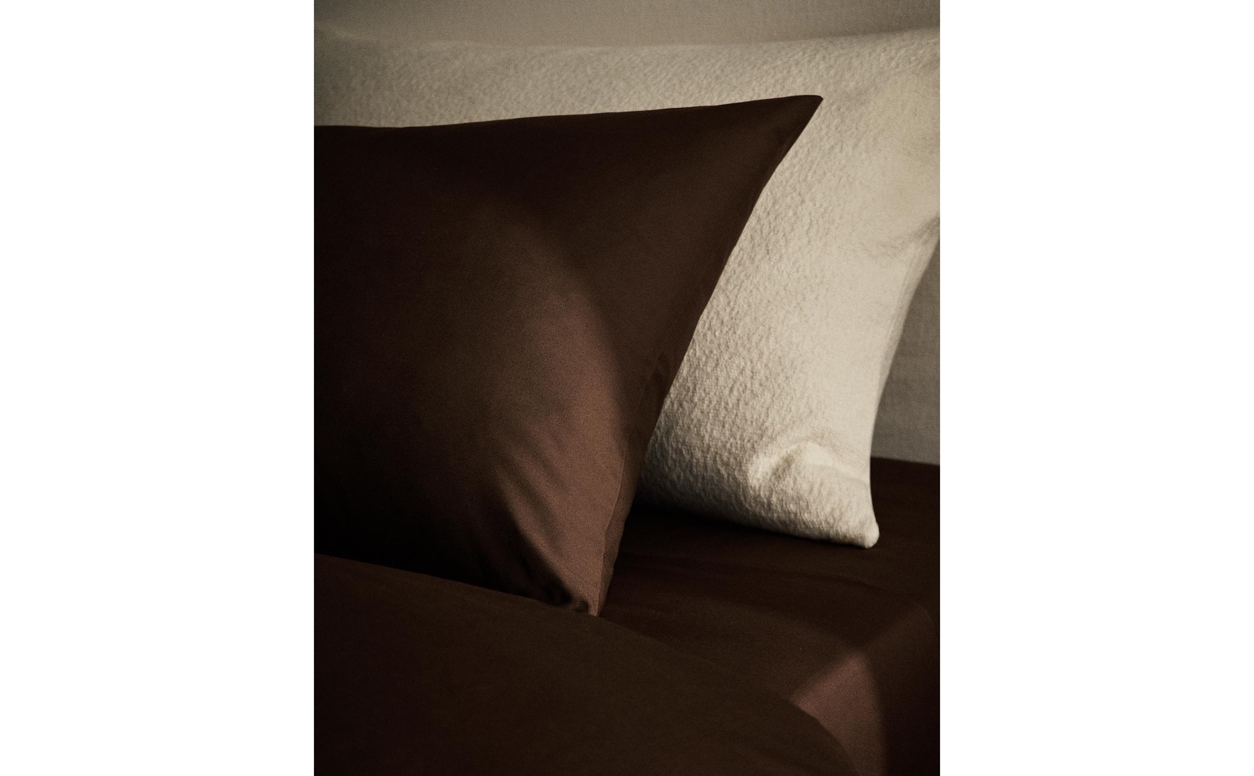 PERCALE PILLOWCASE (200 THREAD COUNT) product thumbnail 17