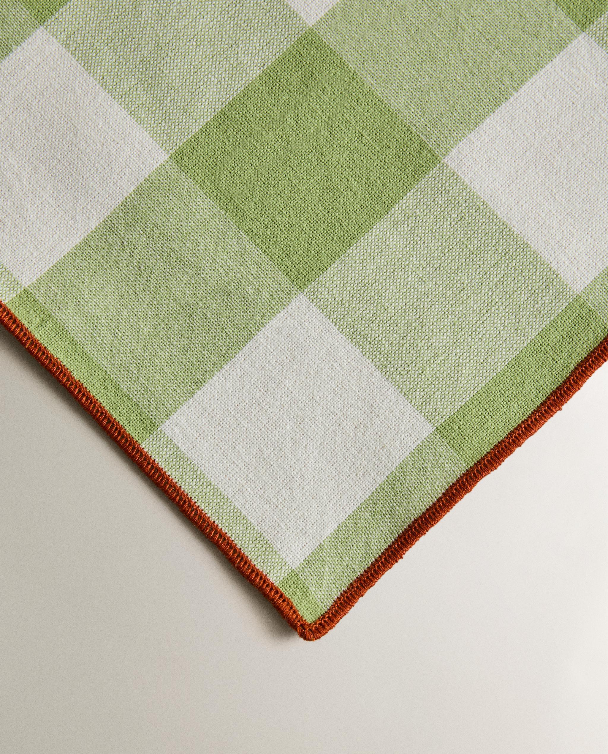 GINGHAM COTTON TABLECLOTH product thumbnail 2
