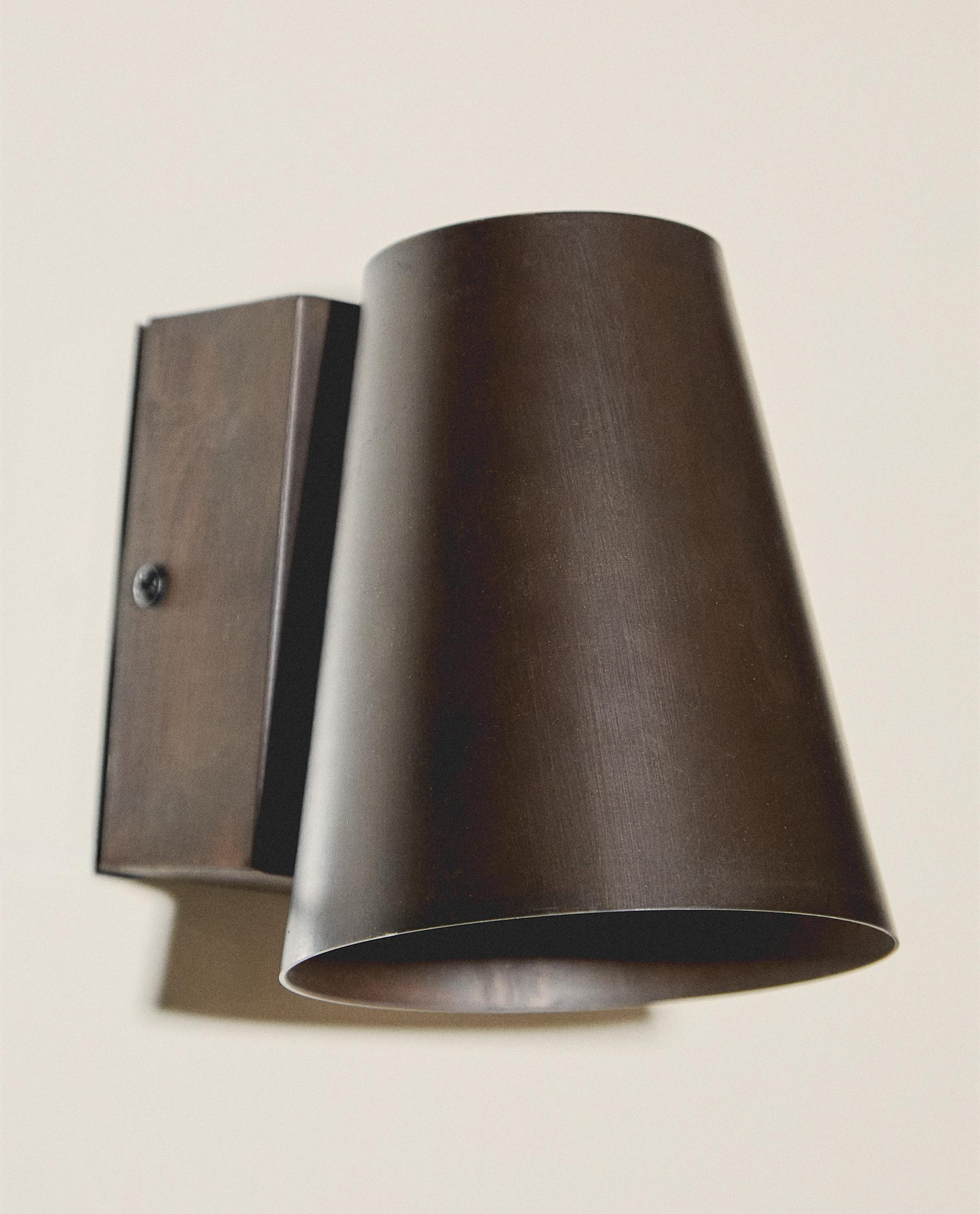 LAMP | RUSTIC METAL WALL LIGHT FIXTURE