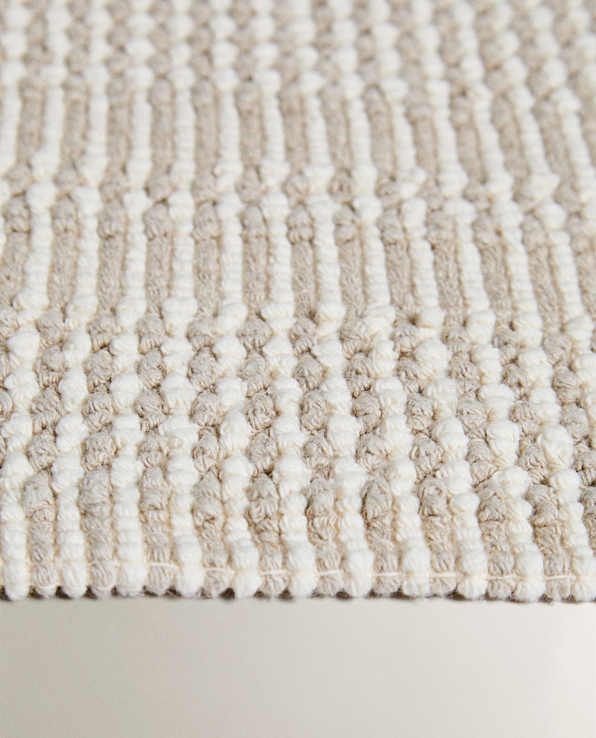 CHECK TEXTURED BATH MAT