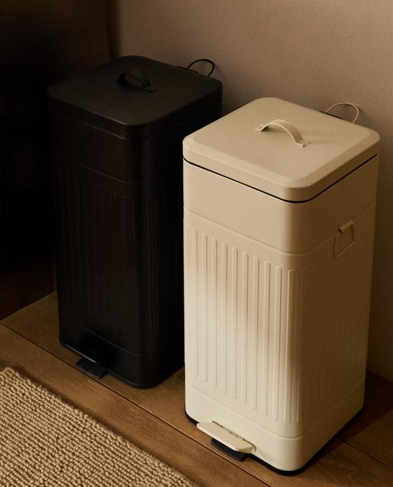 LARGE KITCHEN TRASH CAN LARGE KITCHEN TRASH CAN