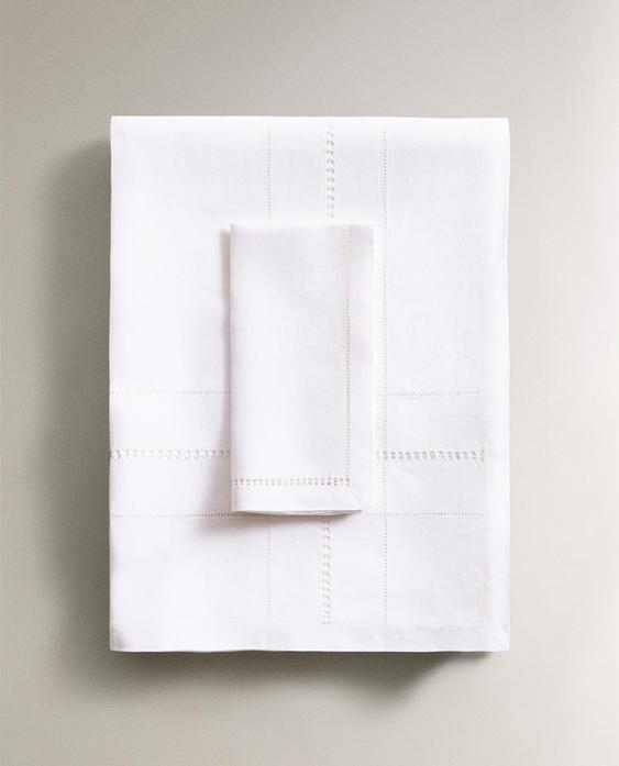 HEMSTITCHED EMBROIDERED LINEN TABLECLOTH