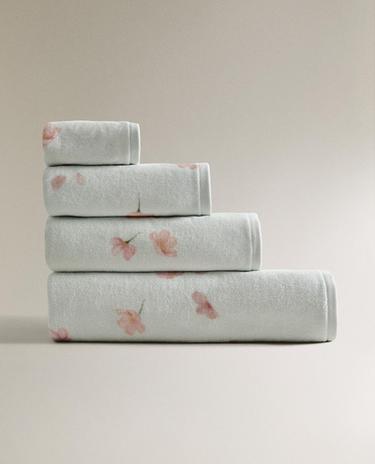 FLORAL VELOUR BATH TOWEL