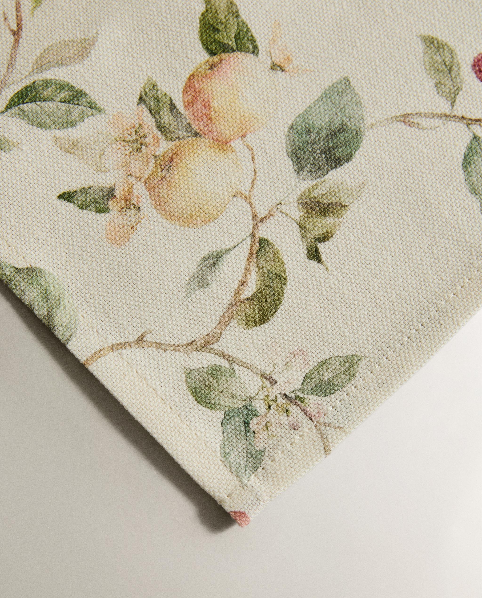 BOTANICAL PRINT NAPKINS (PACK OF 2) product thumbnail 8