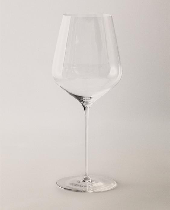 ULTRALIGHT CRYSTALLINE GLASS