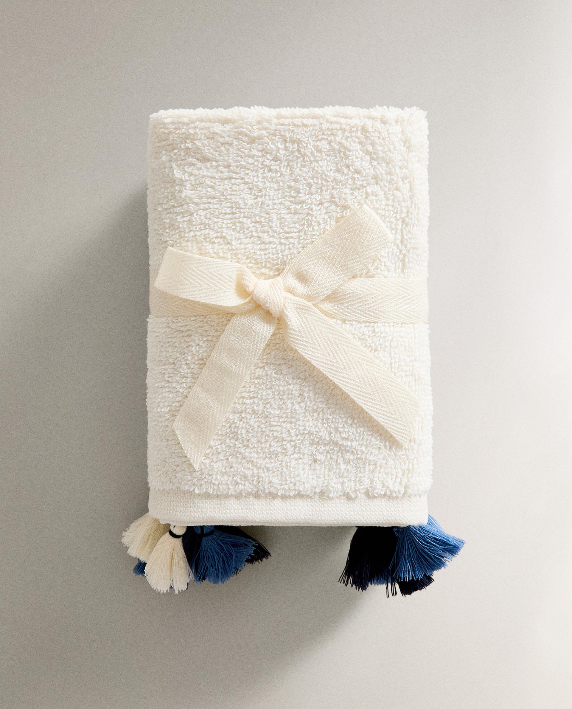 PACK TOALLAS TOCADOR POMPONES (PACK DE 3) Zara Home España