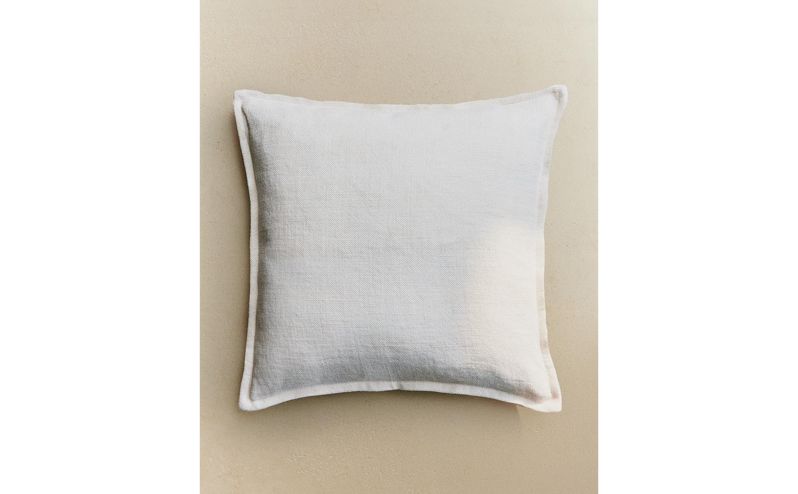 クッションカバー トップステッチ クッションカバー | Zara Home 日本/Japan