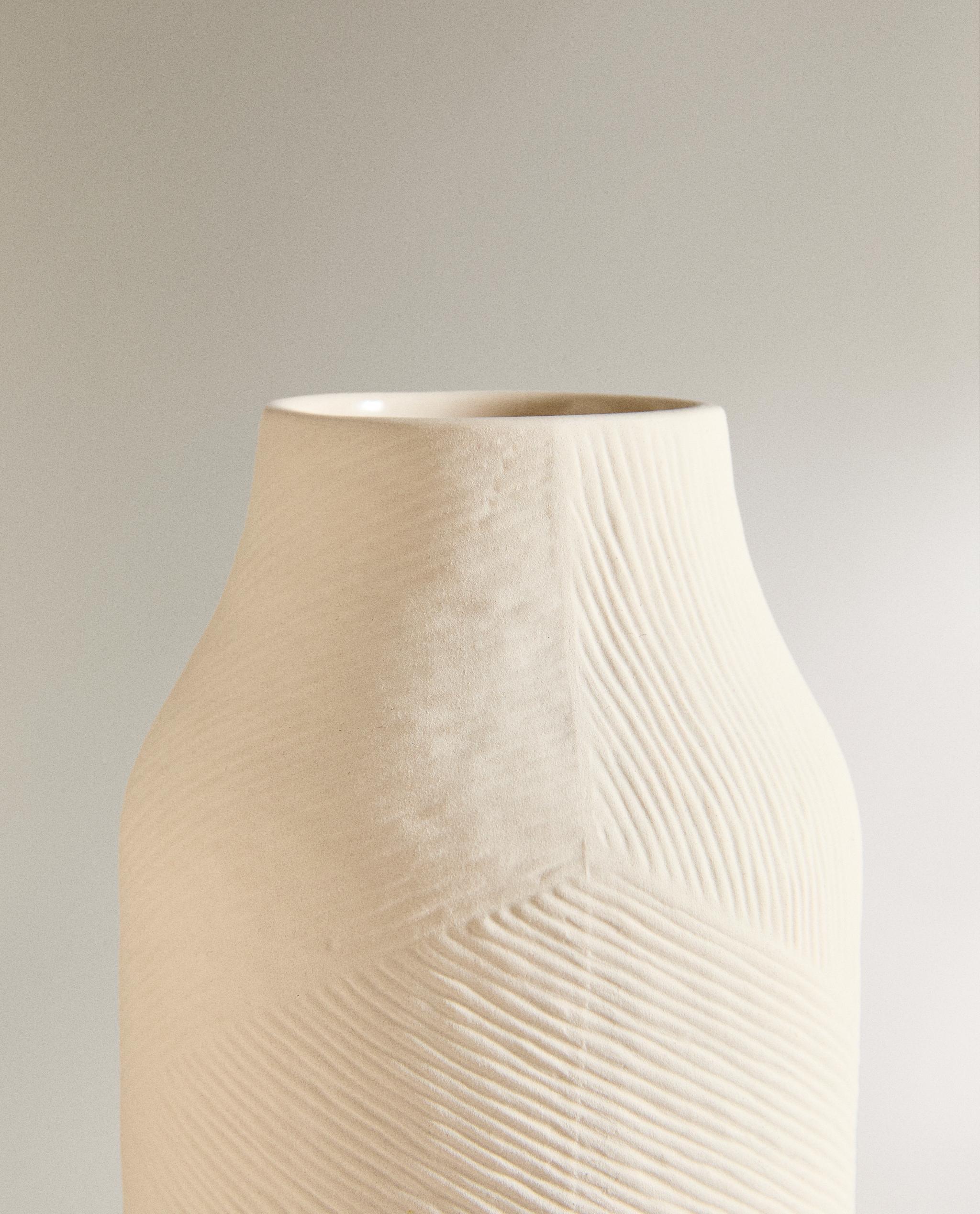 TEXTURED CERAMIC VASE product thumbnail 3