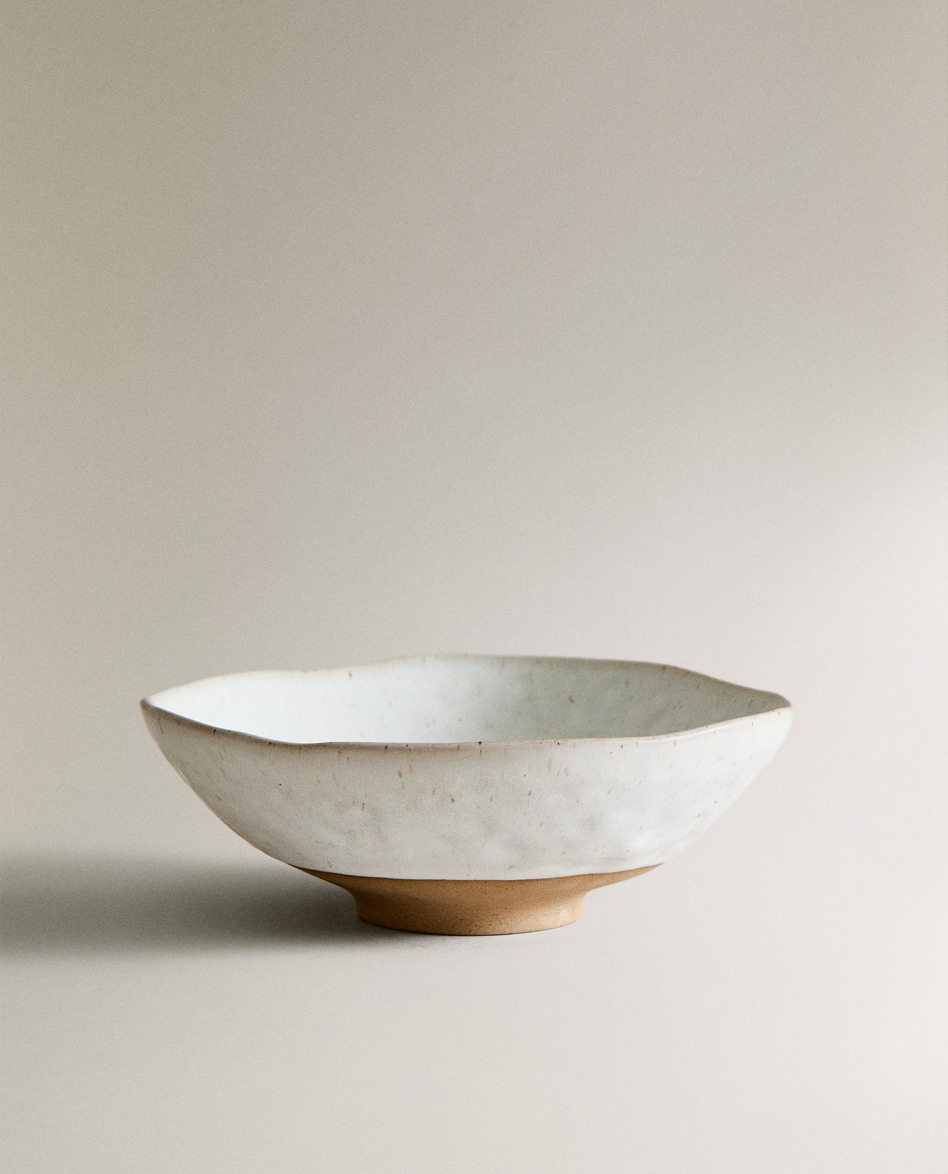 TEXTURED STONEWARE BOWL