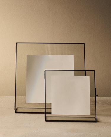 SQUARE FRAME PHOTO FRAME