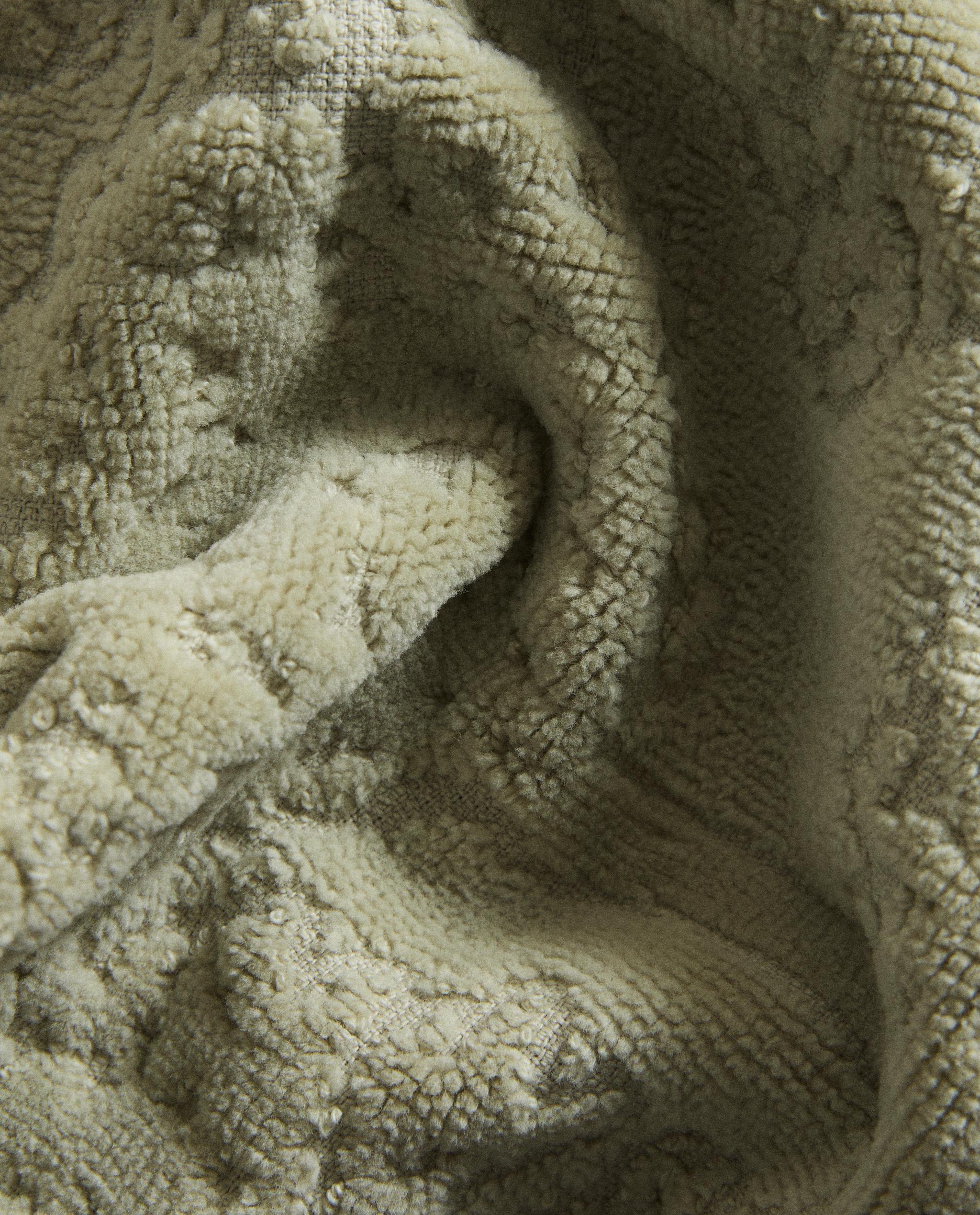 FLORAL JACQUARD BATH TOWEL product thumbnail 14