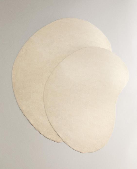 TAPIS IRRÉGULIER LAINE LISSE TAPIS IRRÉGULIER LAINE LISSE