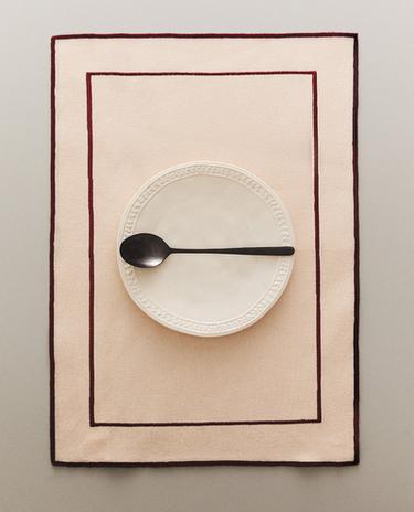 COTTON PLACEMAT WITH BORDER