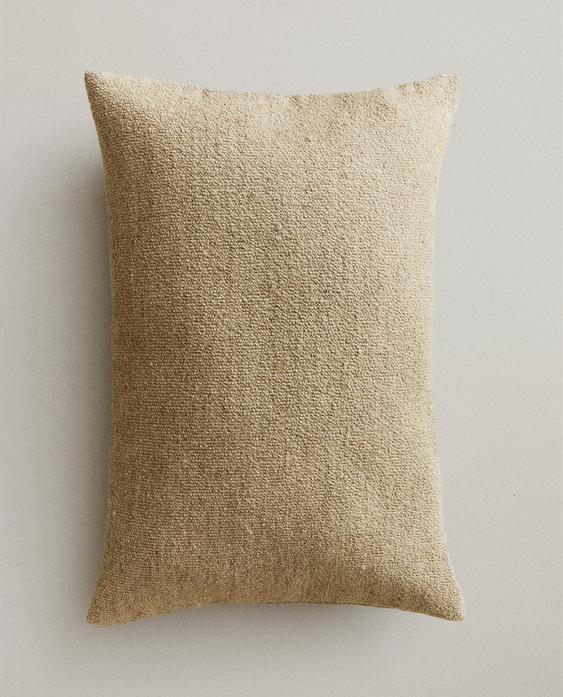 TEXTURED CUSHION COVER TEXTURED CUSHION COVER